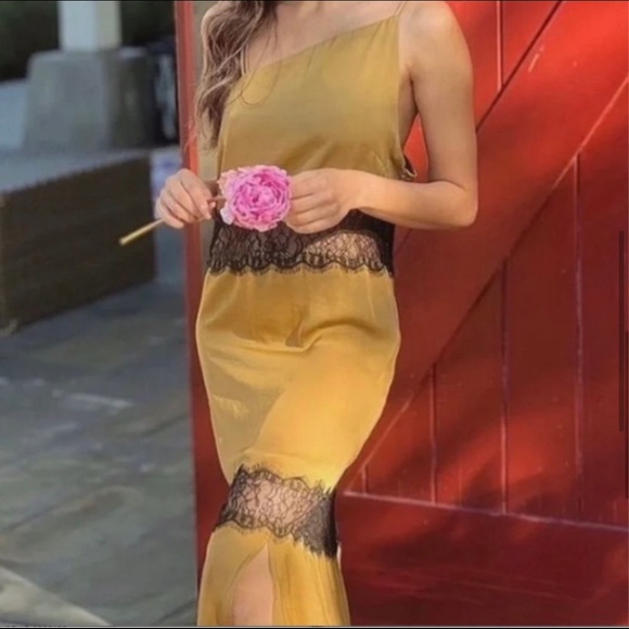 Zara Dresses Bloggers Fav Zara Gold Dress Poshmark